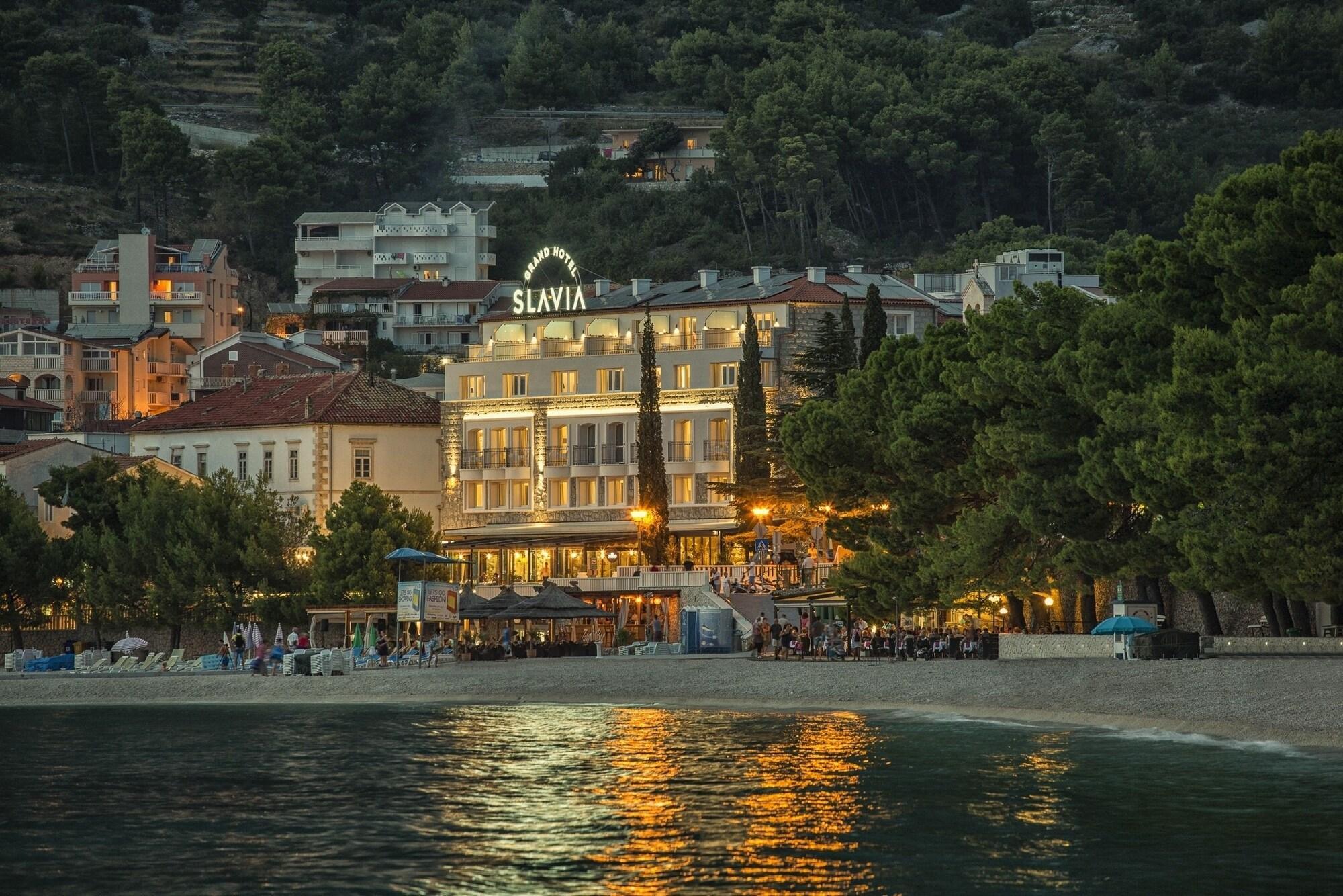 Grand Hotel Slavia Baška Voda Exterior foto